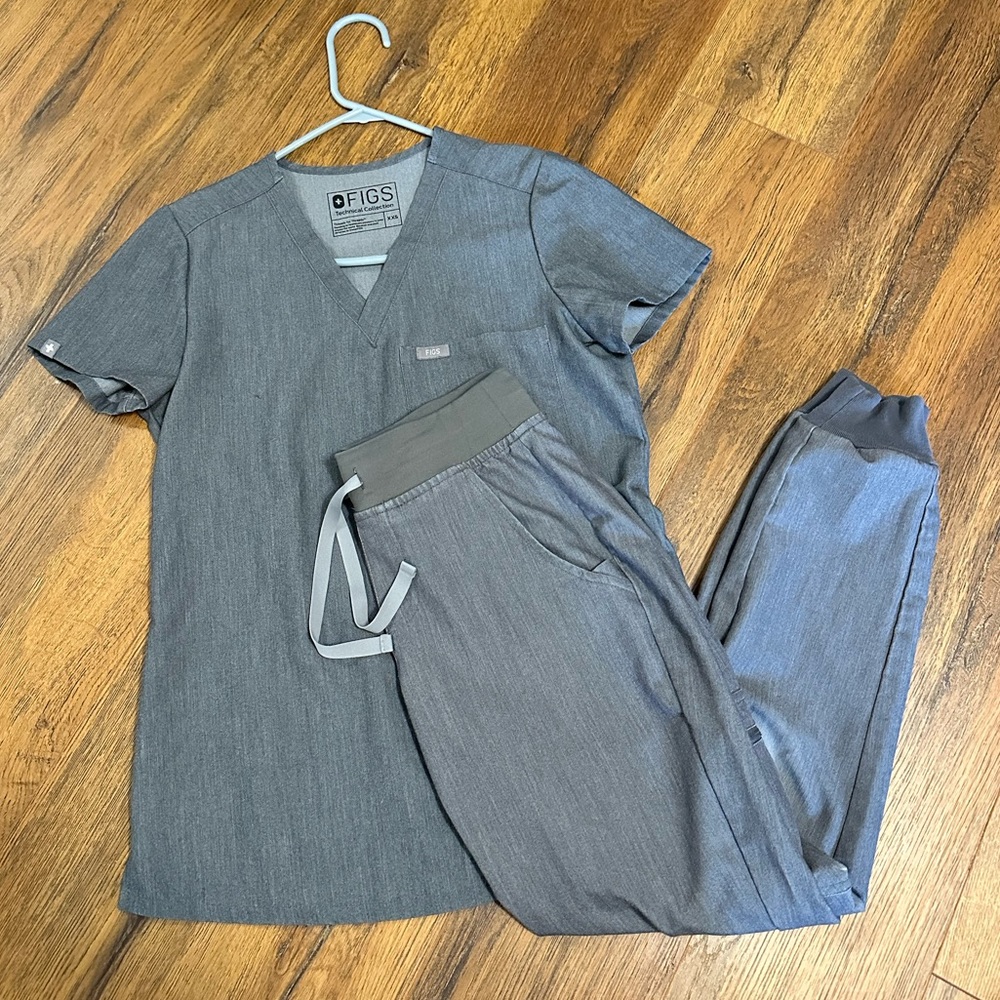 Figs grey scrubs